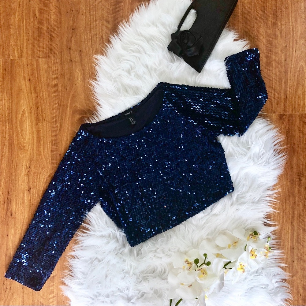 🚫Sold🚫 Forever 21 Sequenced Crop Top